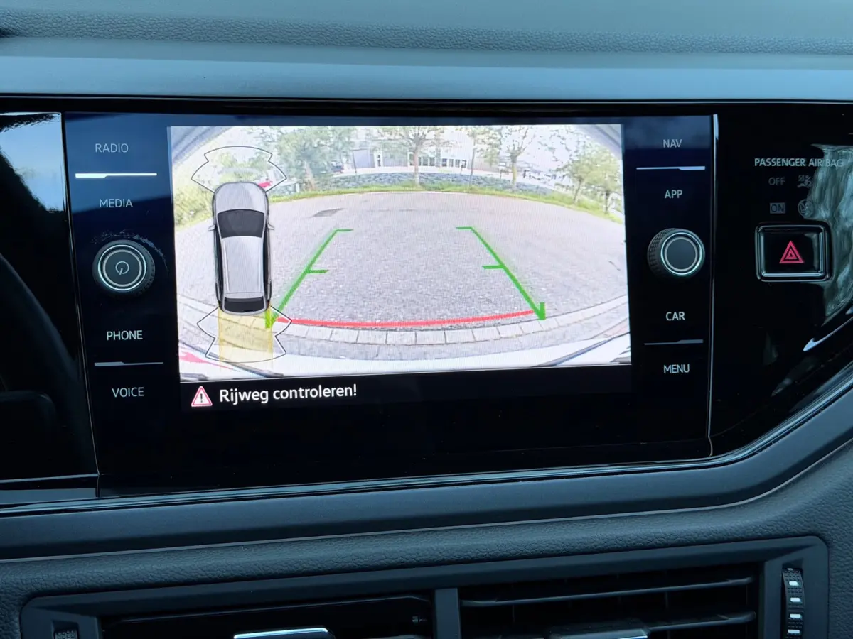 1.5 TSI R-Line Pano/Keyless/Camera