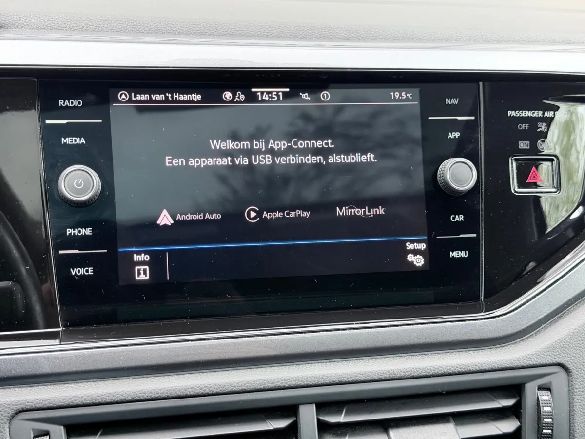 1.5 TSI Style Pano/Camera/AppleCar