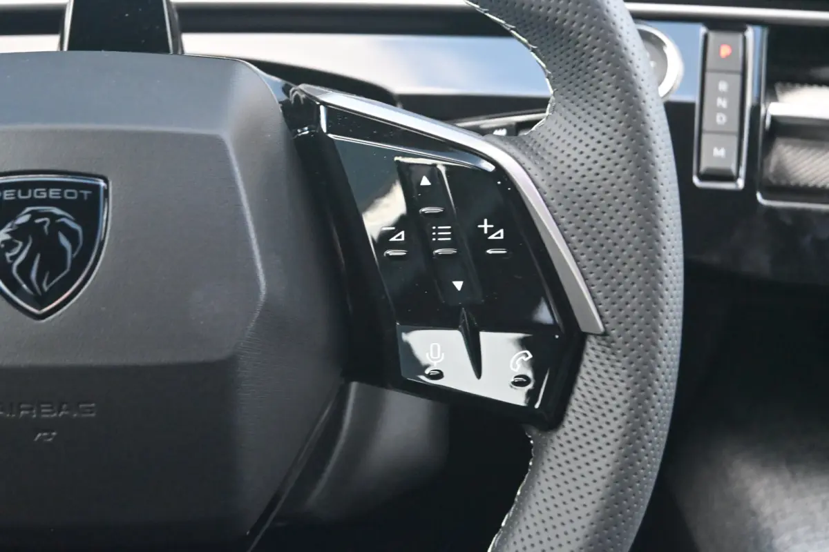 GT Exclusive | Adaptieve cruise control met Stop&Go functie | LED 3D-achterlichten | Pack Safety Plus