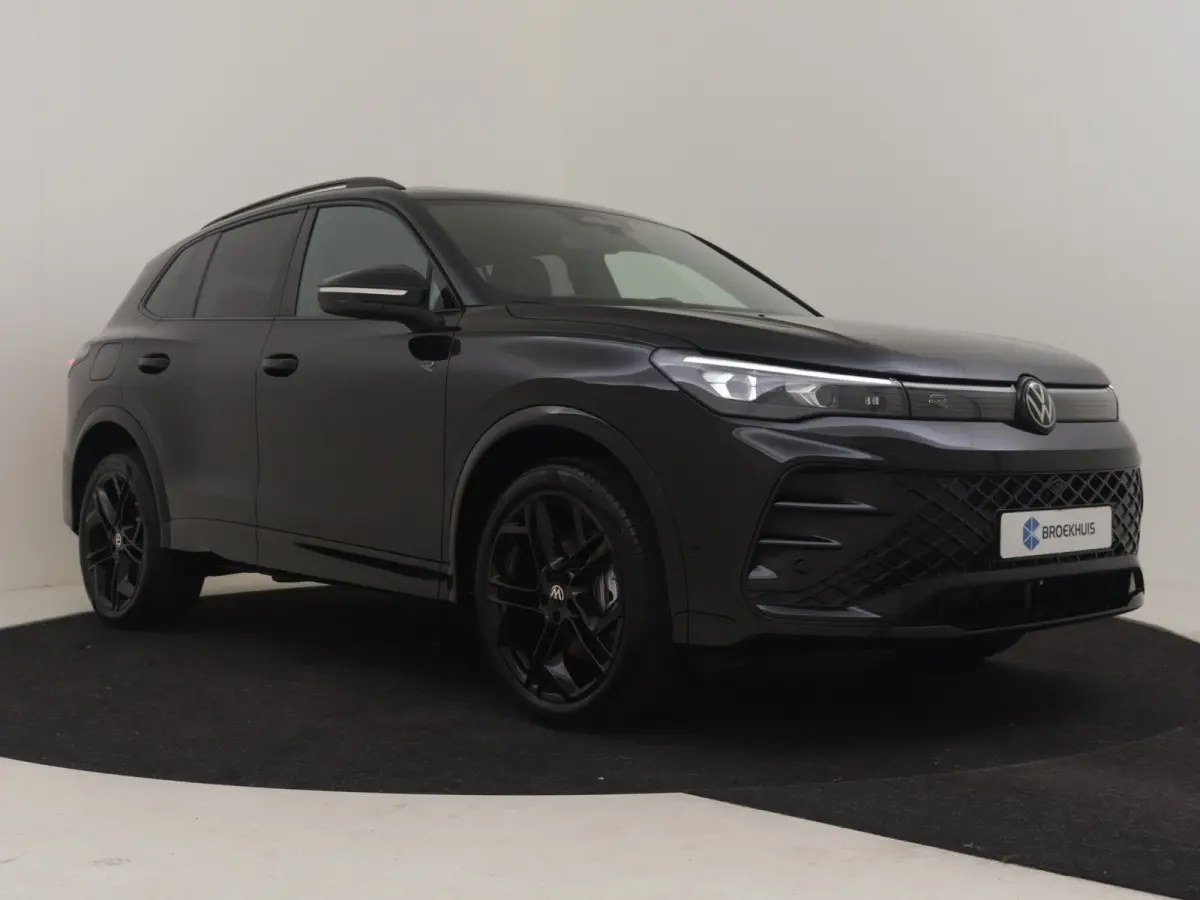R-Line Edition - eHybrid | 'App-Connect' draadloze smartphone integratie | Automatische afstandsregeling (Adaptive Cruise Control) | Diefstalalarm