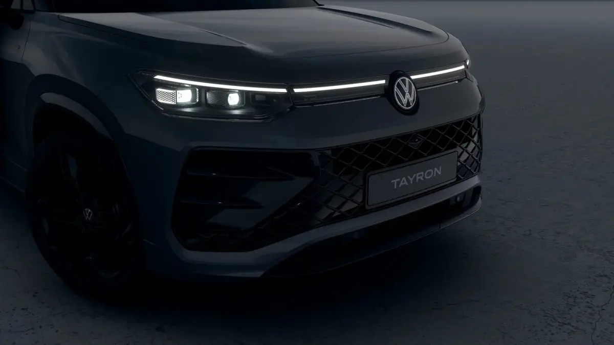 R-Line Edition | 'App-Connect' draadloze smartphone integratie | Automatische afstandsregeling (Adaptive Cruise Control) | Black Style Pakket