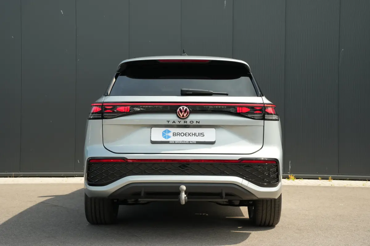 R-Line Edition | 'App-Connect' draadloze smartphone integratie | Automatische afstandsregeling (Adaptive Cruise Control) | Black Style Pakket