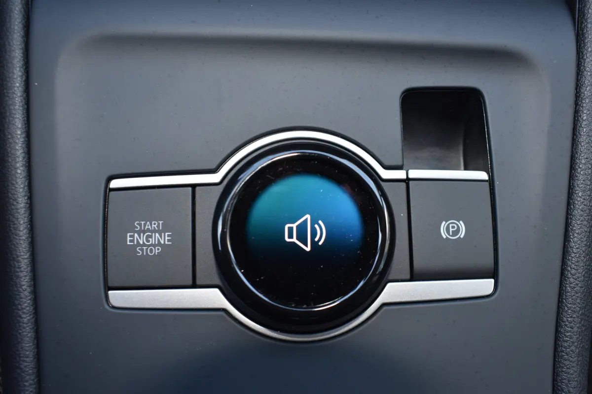 Life Edition - eHybrid | 'App-Connect' draadloze smartphone integratie | Automatische afstandsregeling (Adaptive Cruise Control) | Diefstalalarm