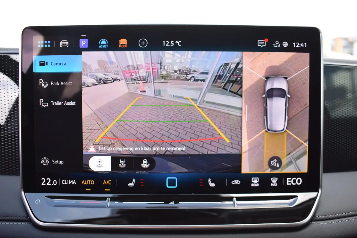 Life Edition - eHybrid | 'App-Connect' draadloze smartphone integratie | Automatische afstandsregeling (Adaptive Cruise Control) | Diefstalalarm