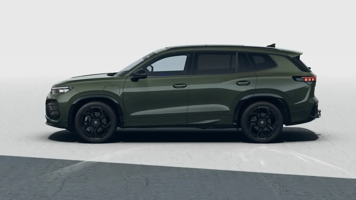 R-Line Edition | 'App-Connect' draadloze smartphone integratie | Automatische afstandsregeling (Adaptive Cruise Control) | Black Style Pakket