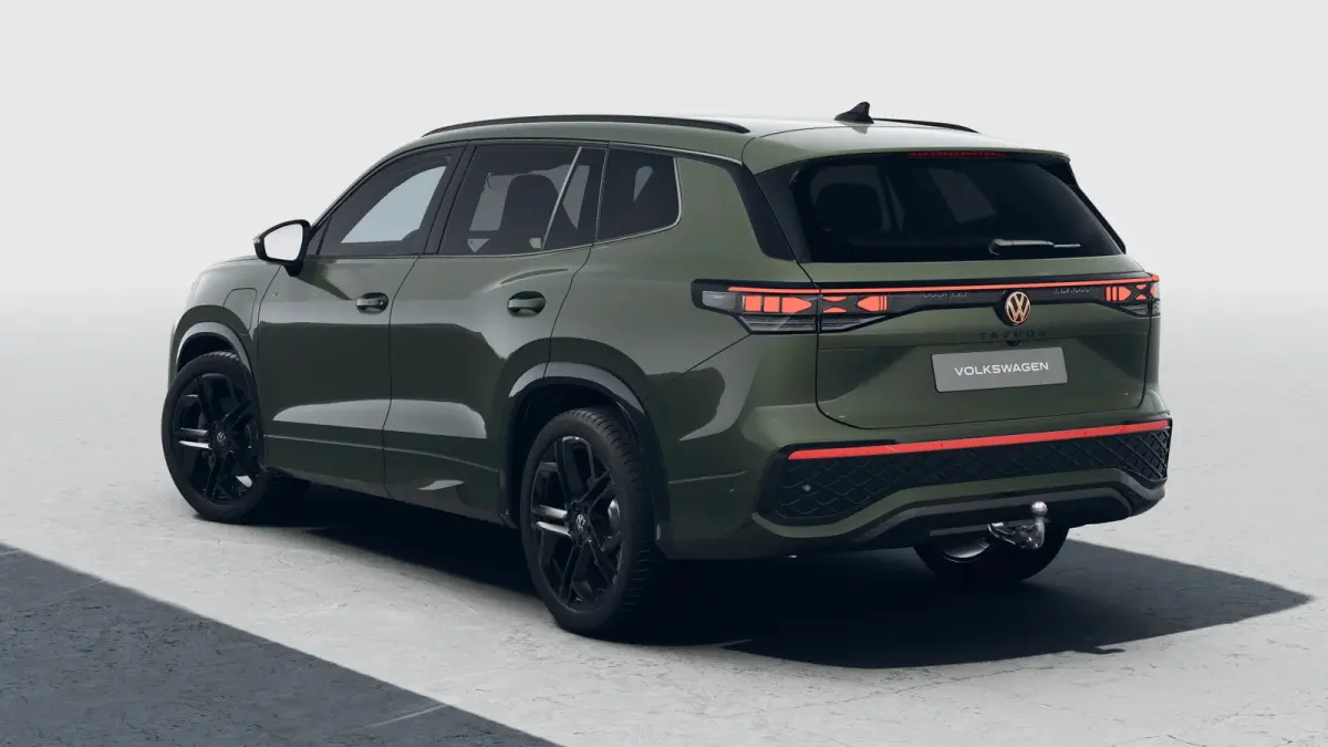 R-Line Edition | 'App-Connect' draadloze smartphone integratie | Automatische afstandsregeling (Adaptive Cruise Control) | Black Style Pakket