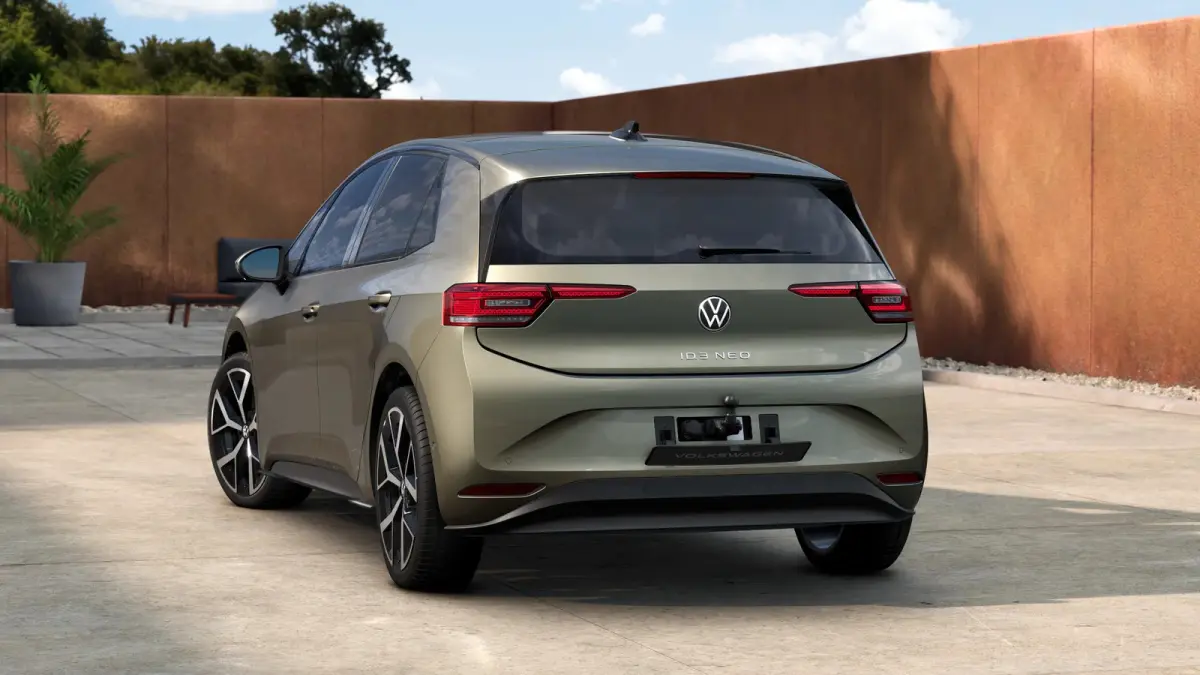 Style | Airconditioning automatisch, 2-zone (Climatronic) | Automatische afstandsregeling (Adaptive Cruise Control) | Buitenspiegels elektrisch instel-, verwarm- en inklapbaar