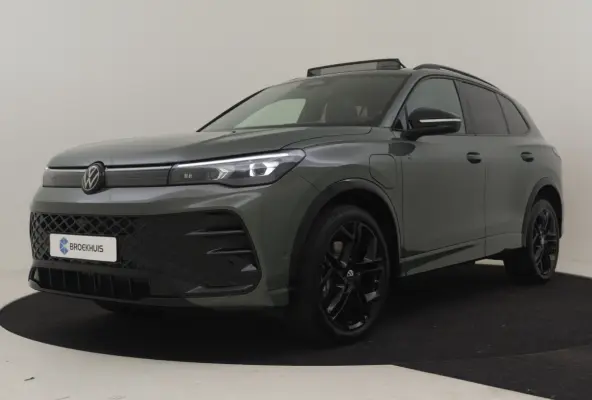 R-Line Edition - eHybrid | 'App-Connect' draadloze smartphone integratie | Automatische afstandsregeling (Adaptive Cruise Control) | Diefstalalarm