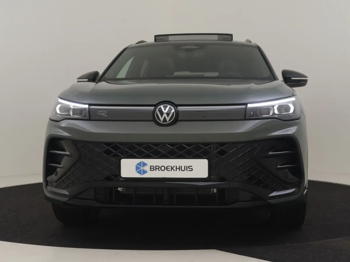 R-Line Edition - eHybrid | 'App-Connect' draadloze smartphone integratie | Automatische afstandsregeling (Adaptive Cruise Control) | Diefstalalarm