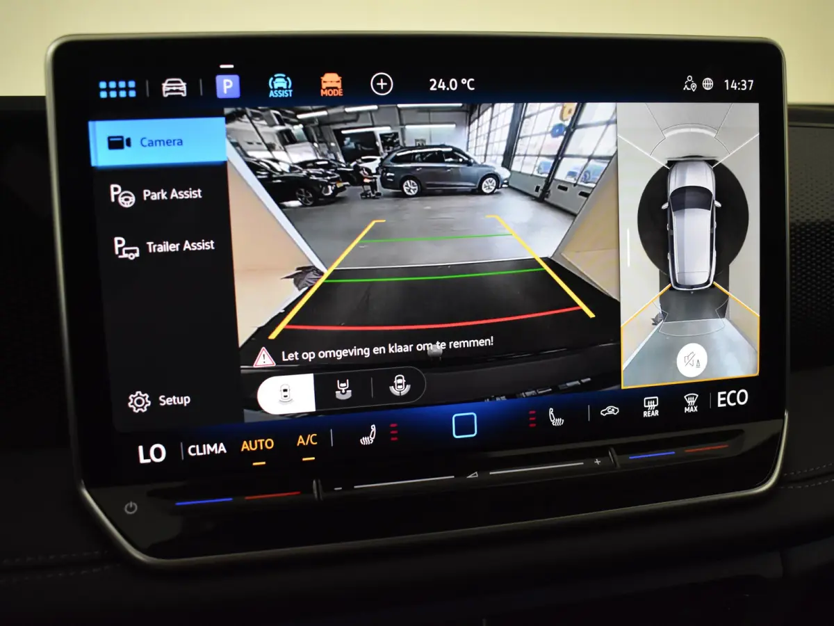 Life Edition - eHybrid | 'App-Connect' draadloze smartphone integratie | Automatische afstandsregeling (Adaptive Cruise Control) | Diefstalalarm