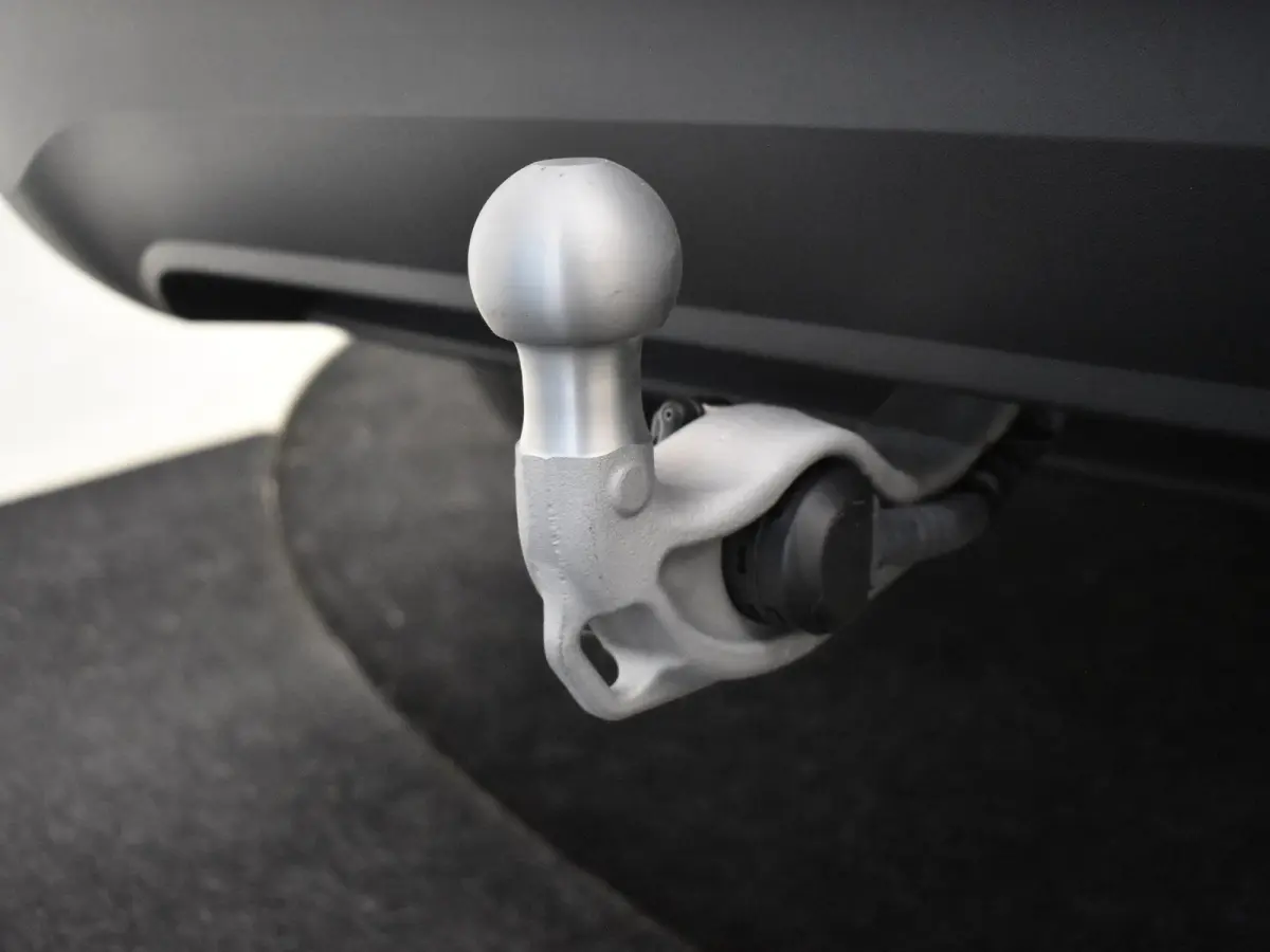 Life Edition - eHybrid | 'App-Connect' draadloze smartphone integratie | Automatische afstandsregeling (Adaptive Cruise Control) | Diefstalalarm