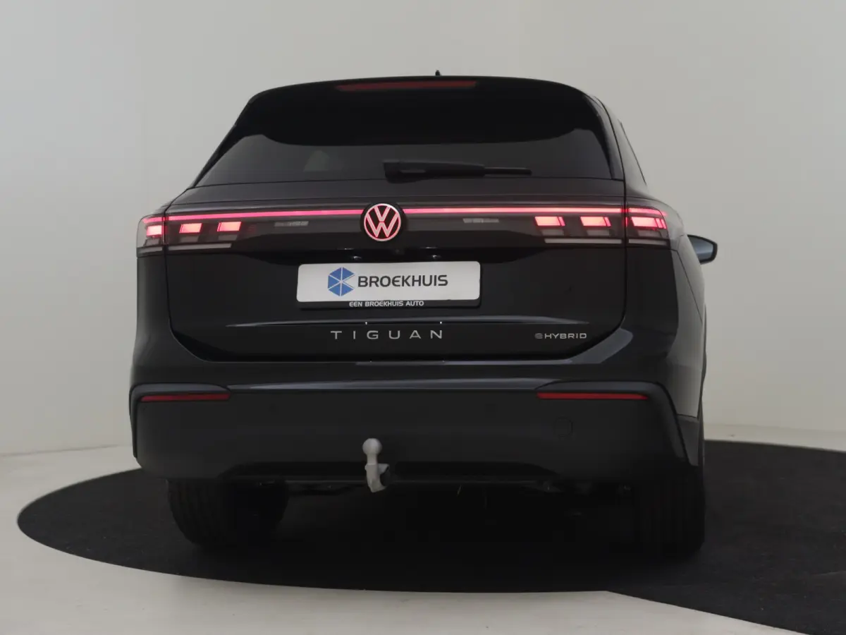 Life Edition - eHybrid | 'App-Connect' draadloze smartphone integratie | Automatische afstandsregeling (Adaptive Cruise Control) | Diefstalalarm