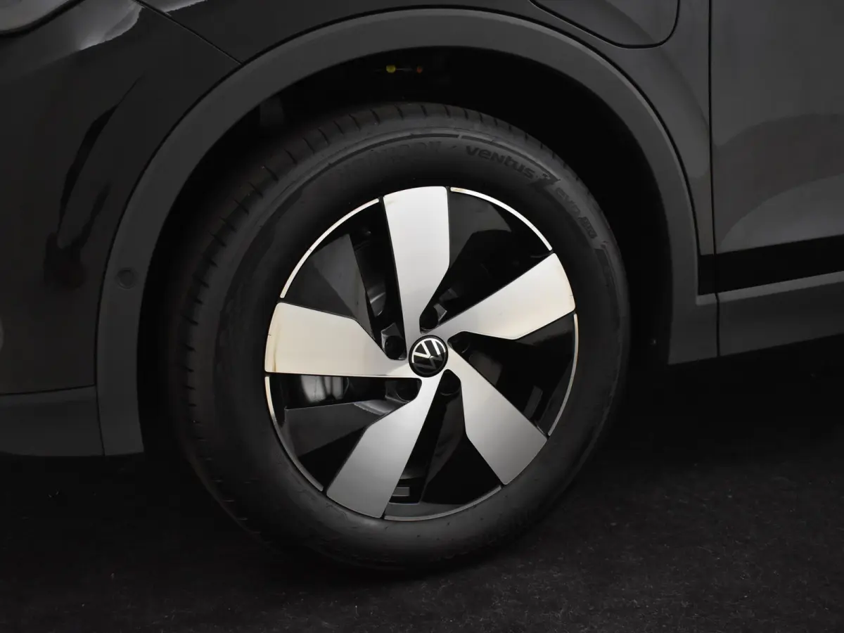 Life Edition - eHybrid | 'App-Connect' draadloze smartphone integratie | Automatische afstandsregeling (Adaptive Cruise Control) | Diefstalalarm