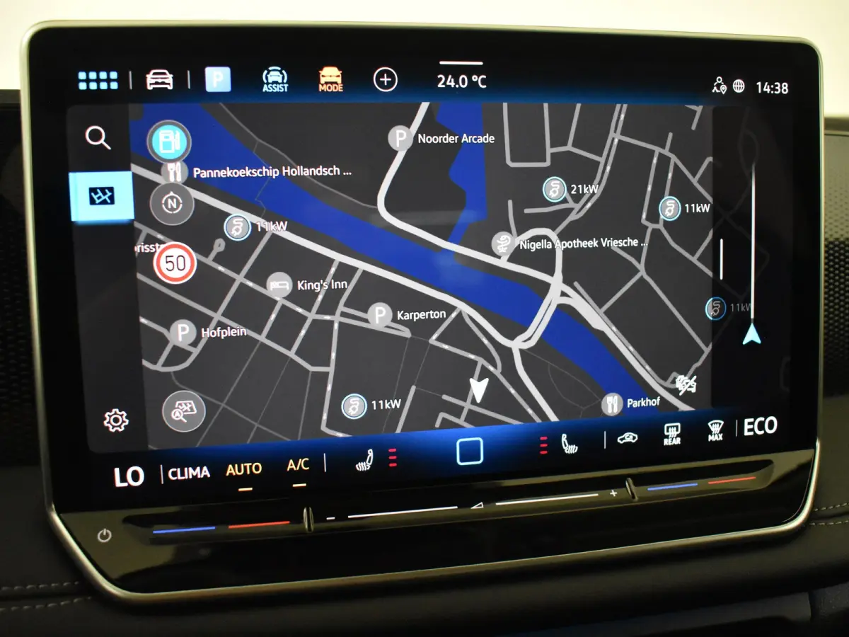 Life Edition - eHybrid | 'App-Connect' draadloze smartphone integratie | Automatische afstandsregeling (Adaptive Cruise Control) | Diefstalalarm