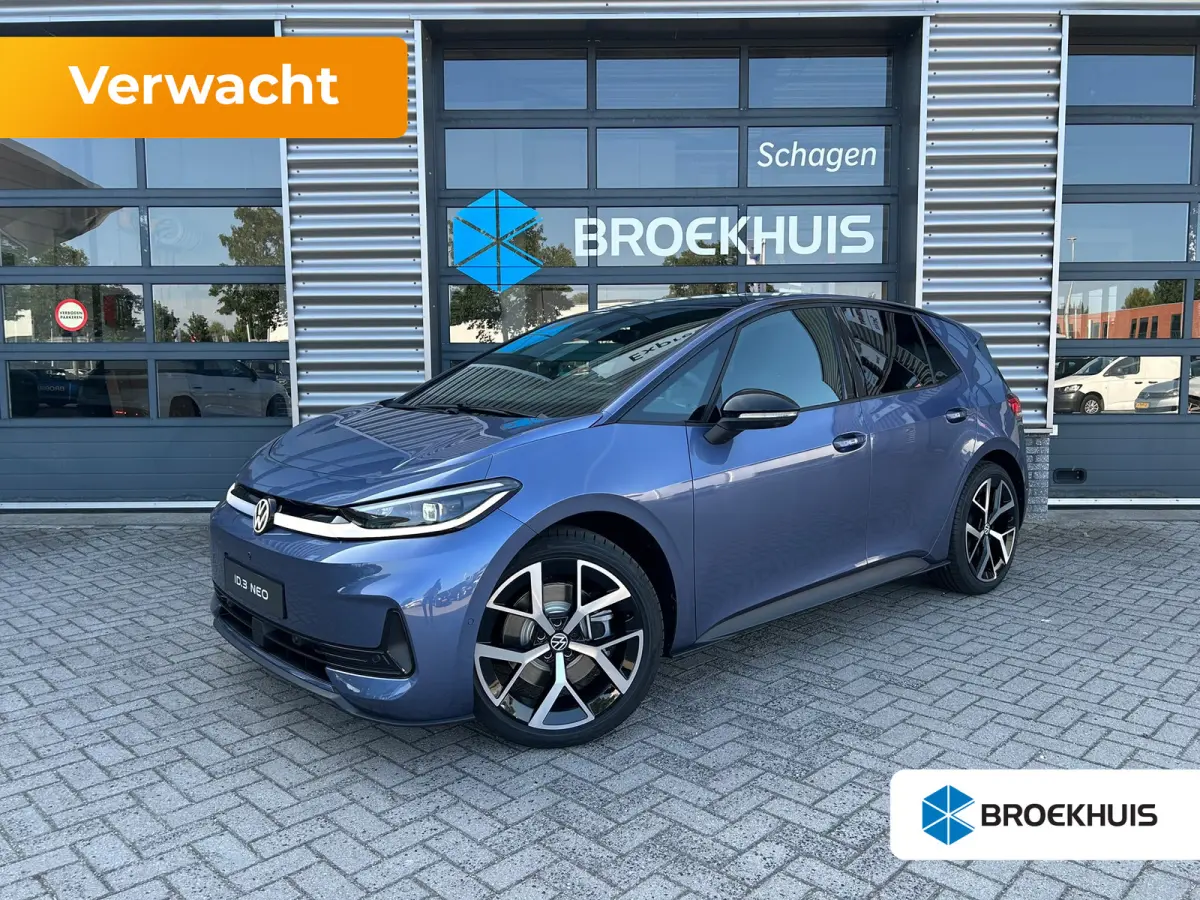 Style | Airconditioning automatisch, 2-zone (Climatronic) | Automatische afstandsregeling (Adaptive Cruise Control) | Buitenspiegels elektrisch instel-, verwarm- en inklapbaar