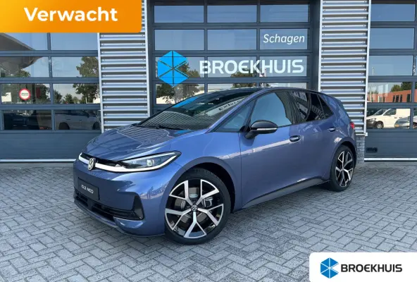 Style | Airconditioning automatisch, 2-zone (Climatronic) | Automatische afstandsregeling (Adaptive Cruise Control) | Buitenspiegels elektrisch instel-, verwarm- en inklapbaar