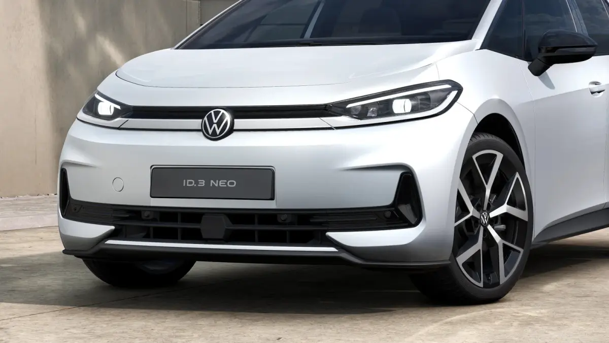 Life | Airconditioning automatisch, 2-zone (Climatronic) | Automatische afstandsregeling (Adaptive Cruise Control) | Buitenspiegels elektrisch instel-, verwarm- en inklapbaar