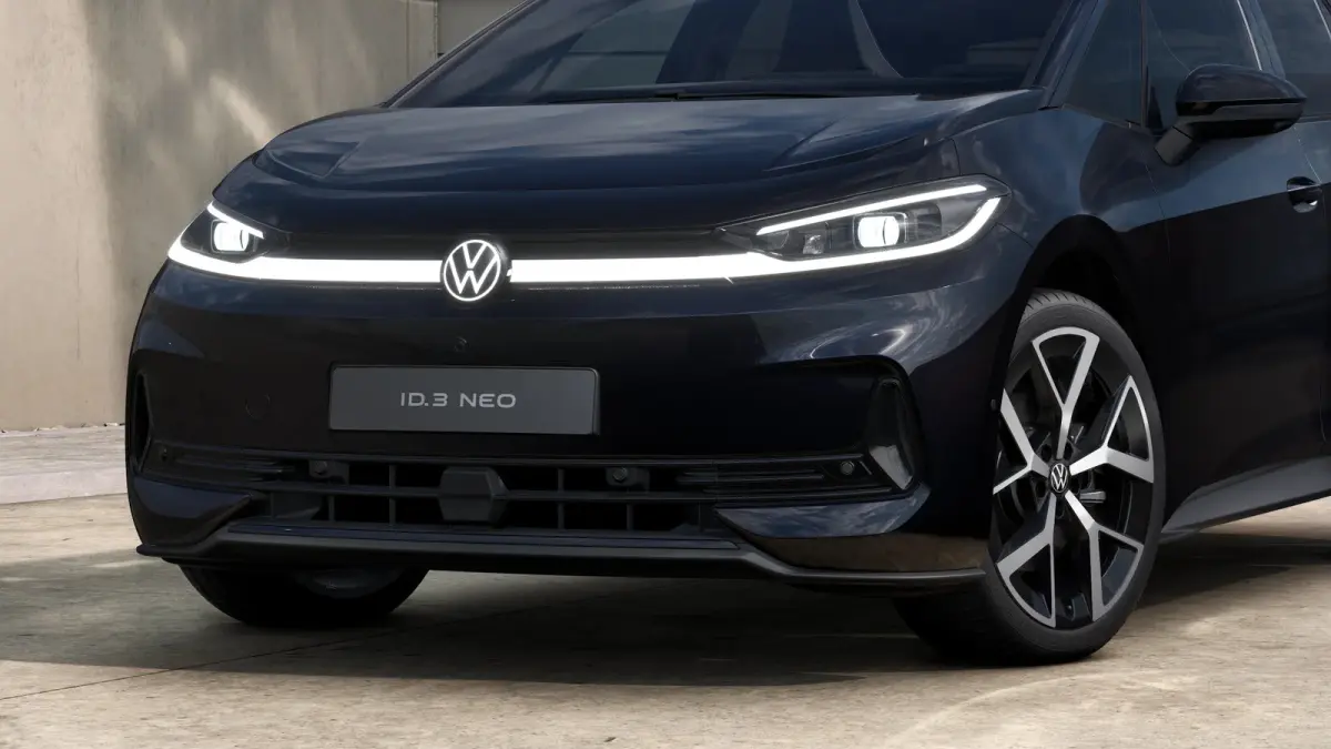 Style | Airconditioning automatisch, 2-zone (Climatronic) | Automatische afstandsregeling (Adaptive Cruise Control) | Buitenspiegels elektrisch instel-, verwarm- en inklapbaar