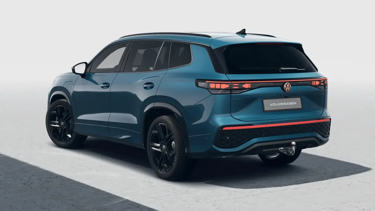 R-Line Edition | 'App-Connect' draadloze smartphone integratie | Automatische afstandsregeling (Adaptive Cruise Control) | Black Style Pakket