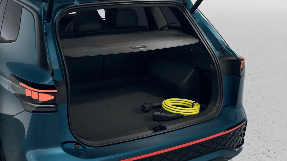 R-Line Edition | 'App-Connect' draadloze smartphone integratie | Automatische afstandsregeling (Adaptive Cruise Control) | Black Style Pakket