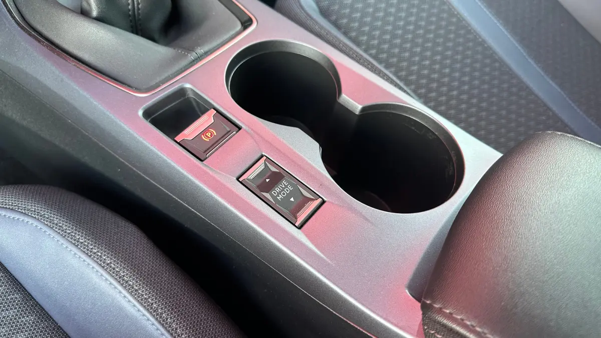 1.2 PureTech Allure | Apple Carplay / Android Auto | Trekhaak | Navigatie | Parkeersensoren | Achteruitrij Camera | | Achterbank in delen neerklapbaar | Achteruitrijcamera | Airco (automatis