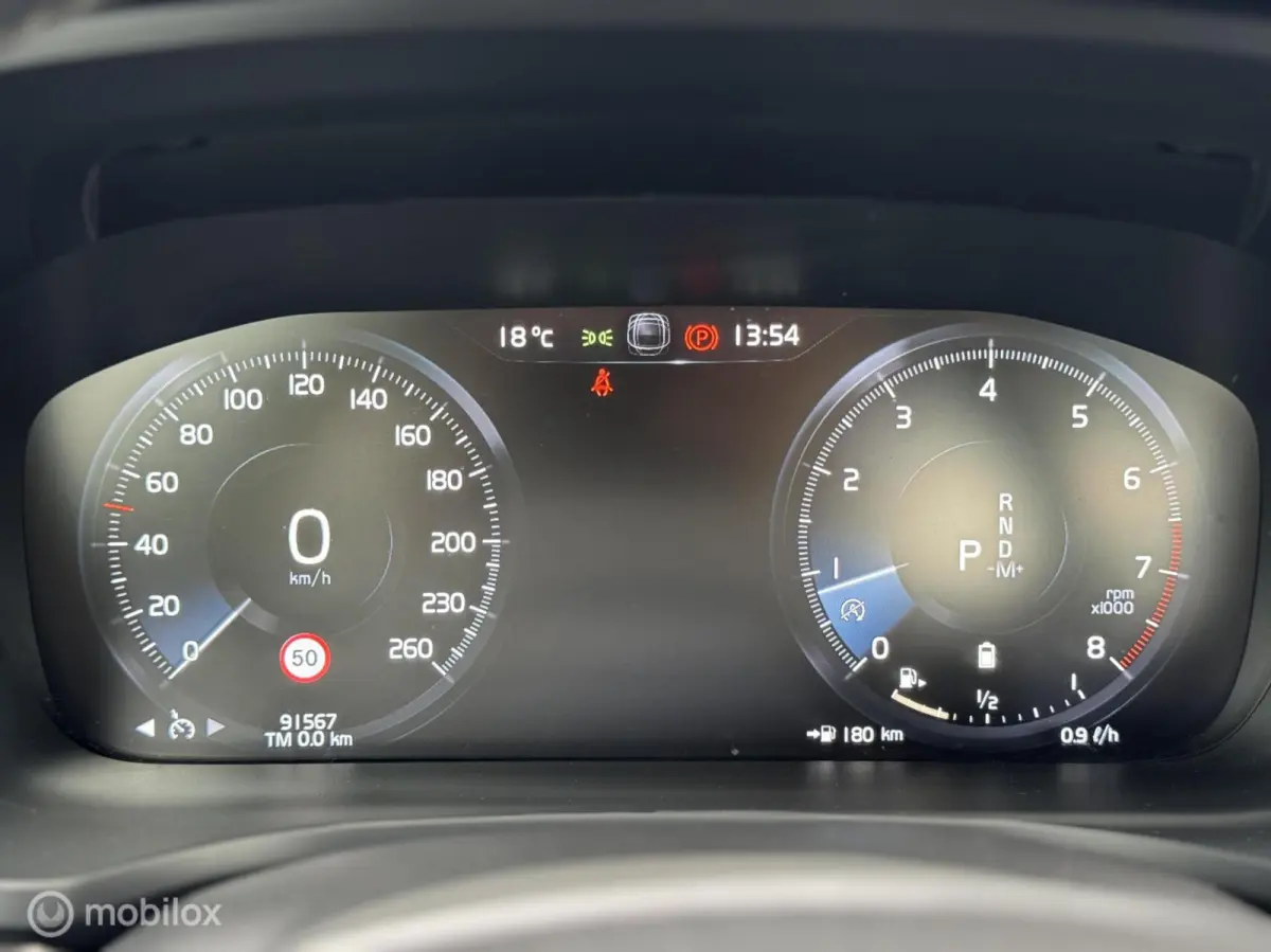 2.0 B5 R-Design | 90DKM | Keyless | Camera |