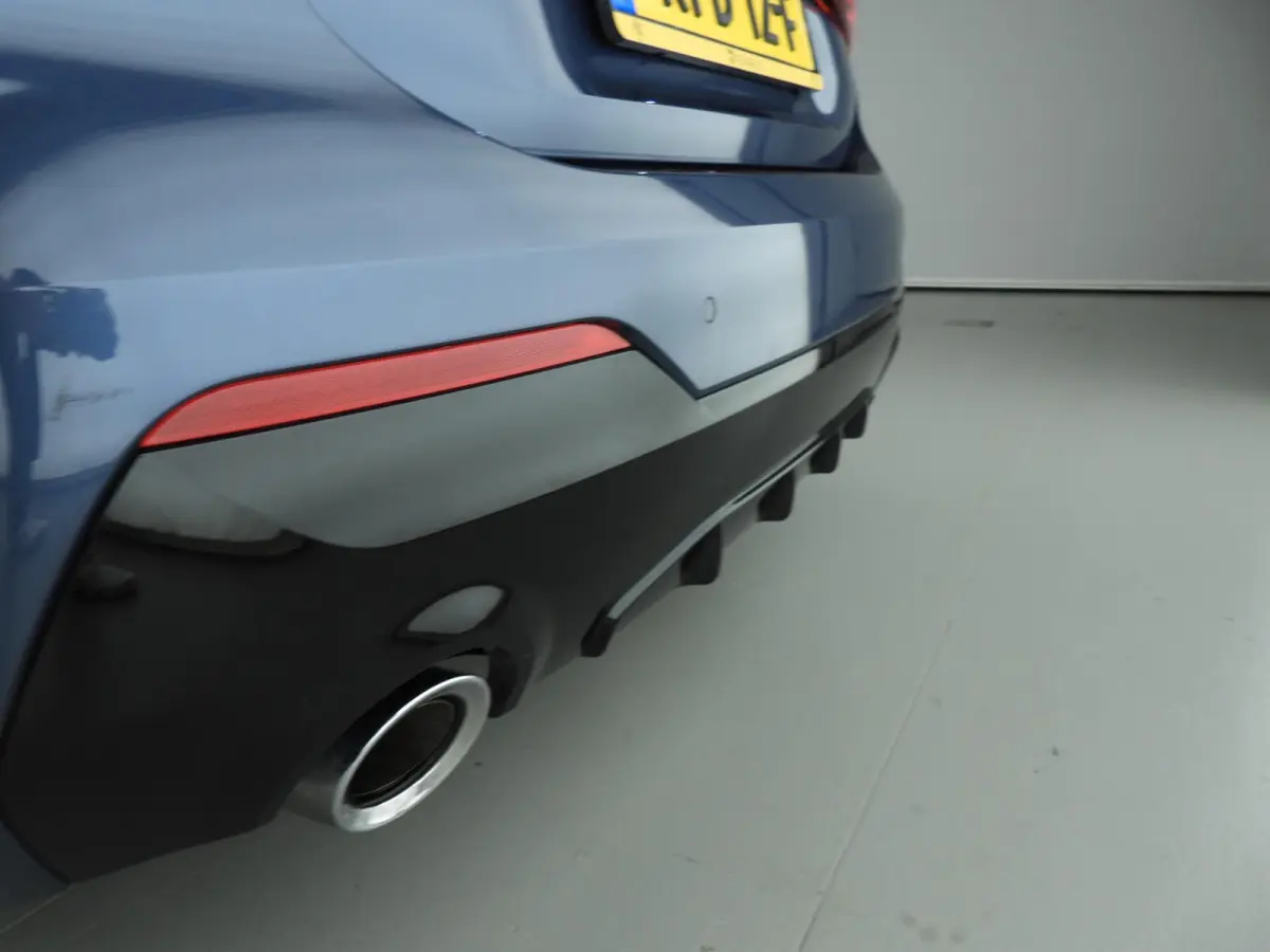 420i | M-Sportpakket | LED | Navigatie | Stoelverwarming | Sportstoelen | Windscherm | DAB | Alu 19 inch