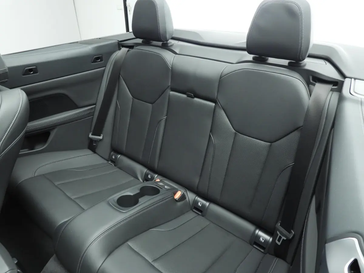 420i | M-Sportpakket | LED | Navigatie | Stoelverwarming | Sportstoelen | Windscherm | DAB | Alu 19 inch