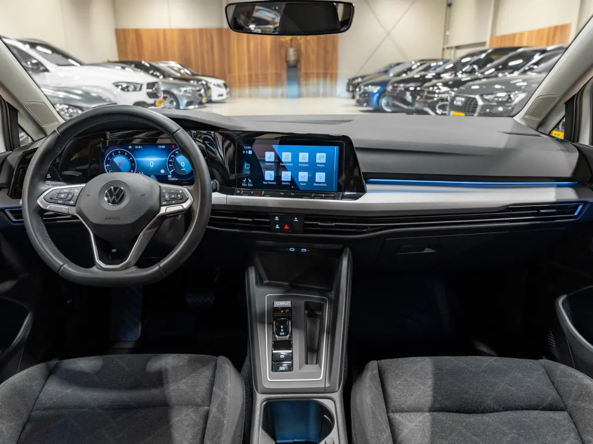 1.0 eTSI DSG Life Business, Apple Carplay, Android Auto, ACC, Ambiënte Light, Camera, PDC, Volledig onderhouden