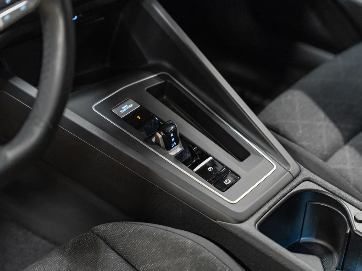 1.0 eTSI DSG Life Business, Apple Carplay, Android Auto, ACC, Ambiënte Light, Camera, PDC, Volledig onderhouden