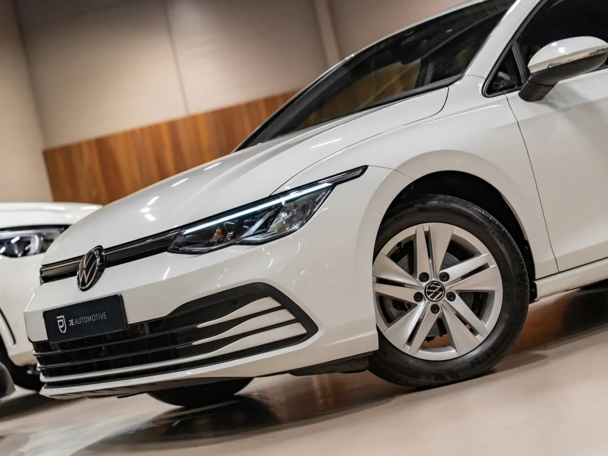 1.0 eTSI DSG Life Business, Apple Carplay, Android Auto, ACC, Ambiënte Light, Camera, PDC, Volledig onderhouden