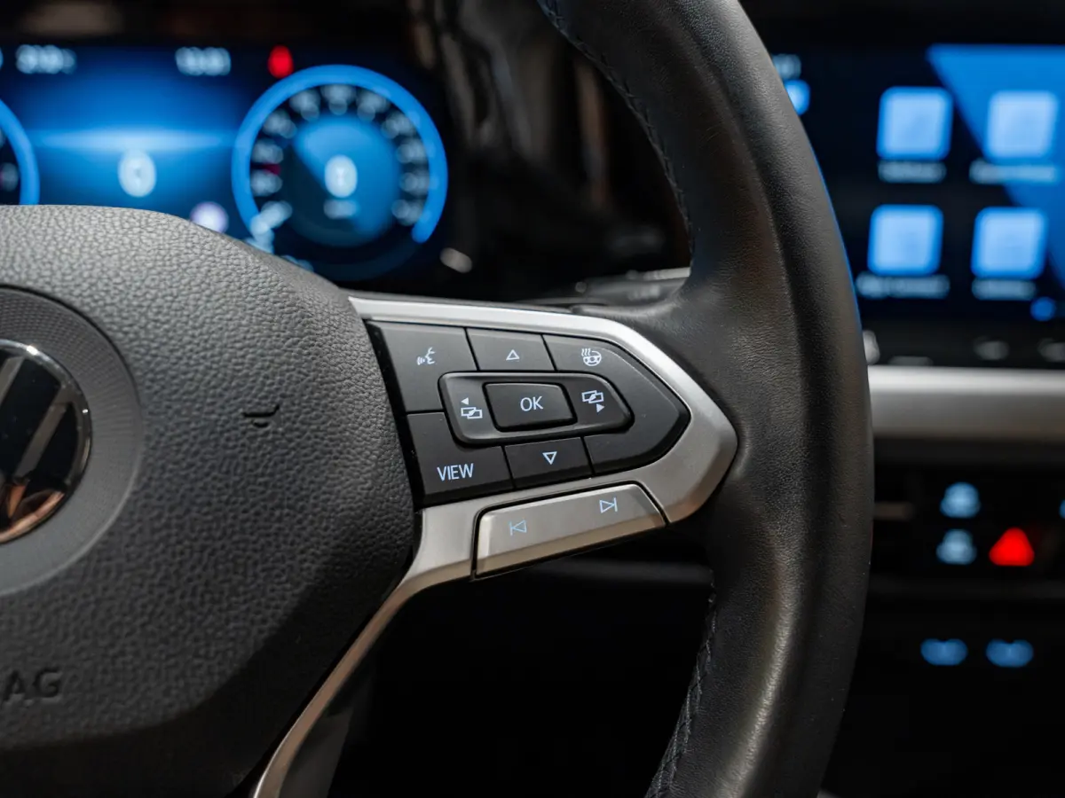 1.0 eTSI DSG Life Business, Apple Carplay, Android Auto, ACC, Ambiënte Light, Camera, PDC, Volledig onderhouden