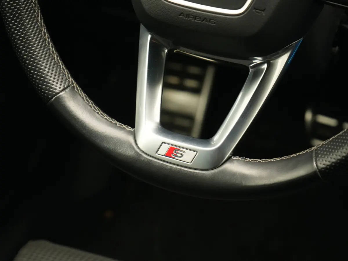 45 TFSI e 2X S Line PHEV 245pk | Trekhaak Af Fabriek | Adaptive Cruise | Sportstoelen Verwarmd | Apple Carplay | Blis | DAB | Navigatie | Virtual | 18"L.M | Plug In Hybrid