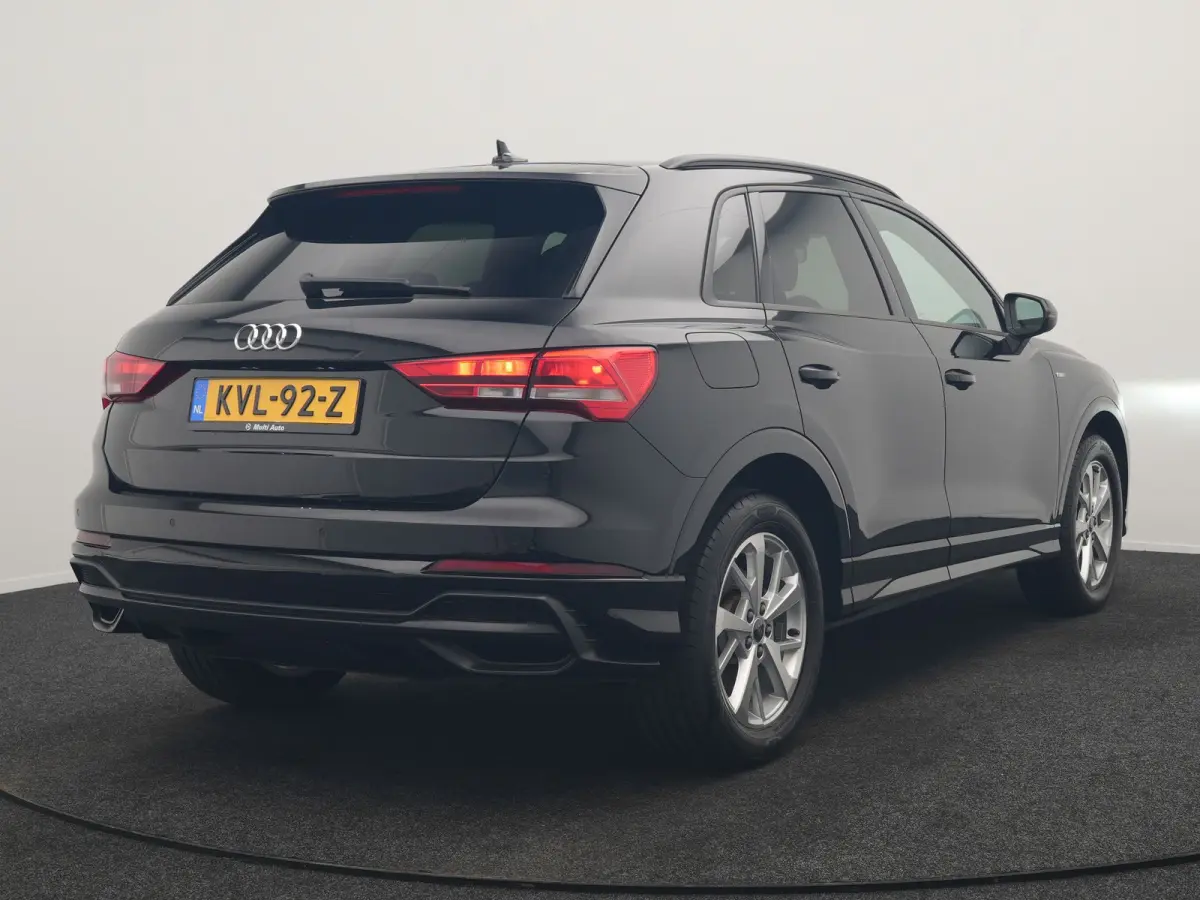 45 TFSI e 2X S Line PHEV 245pk | Trekhaak Af Fabriek | Adaptive Cruise | Sportstoelen Verwarmd | Apple Carplay | Blis | DAB | Navigatie | Virtual | 18"L.M | Plug In Hybrid