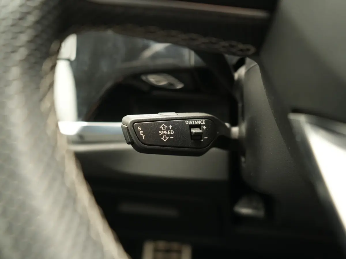 45 TFSI e 2X S Line PHEV 245pk | Trekhaak Af Fabriek | Adaptive Cruise | Sportstoelen Verwarmd | Apple Carplay | Blis | DAB | Navigatie | Virtual | 18"L.M | Plug In Hybrid