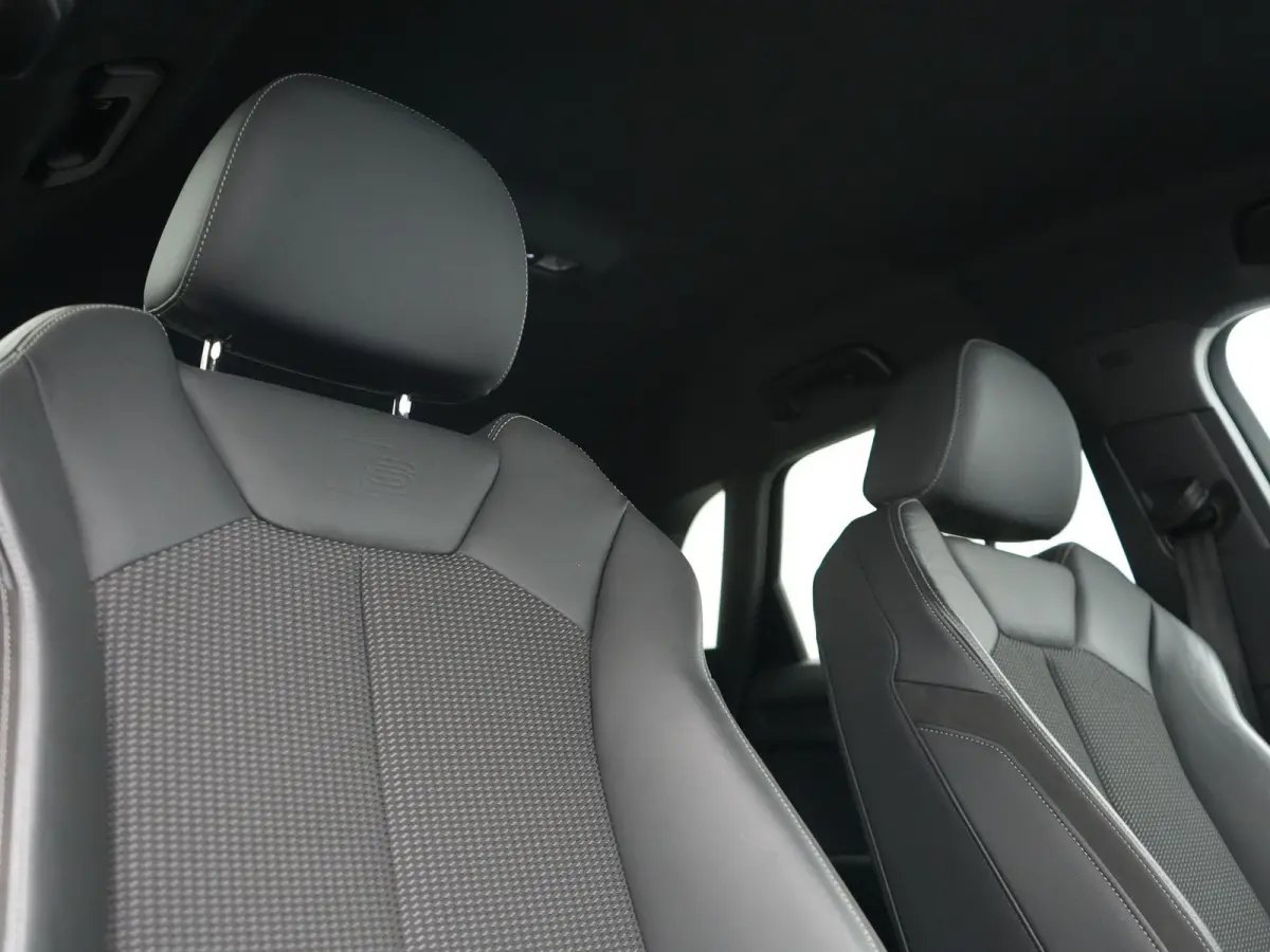 45 TFSI e 2X S Line PHEV 245pk | Trekhaak Af Fabriek | Adaptive Cruise | Sportstoelen Verwarmd | Apple Carplay | Blis | DAB | Navigatie | Virtual | 18"L.M | Plug In Hybrid