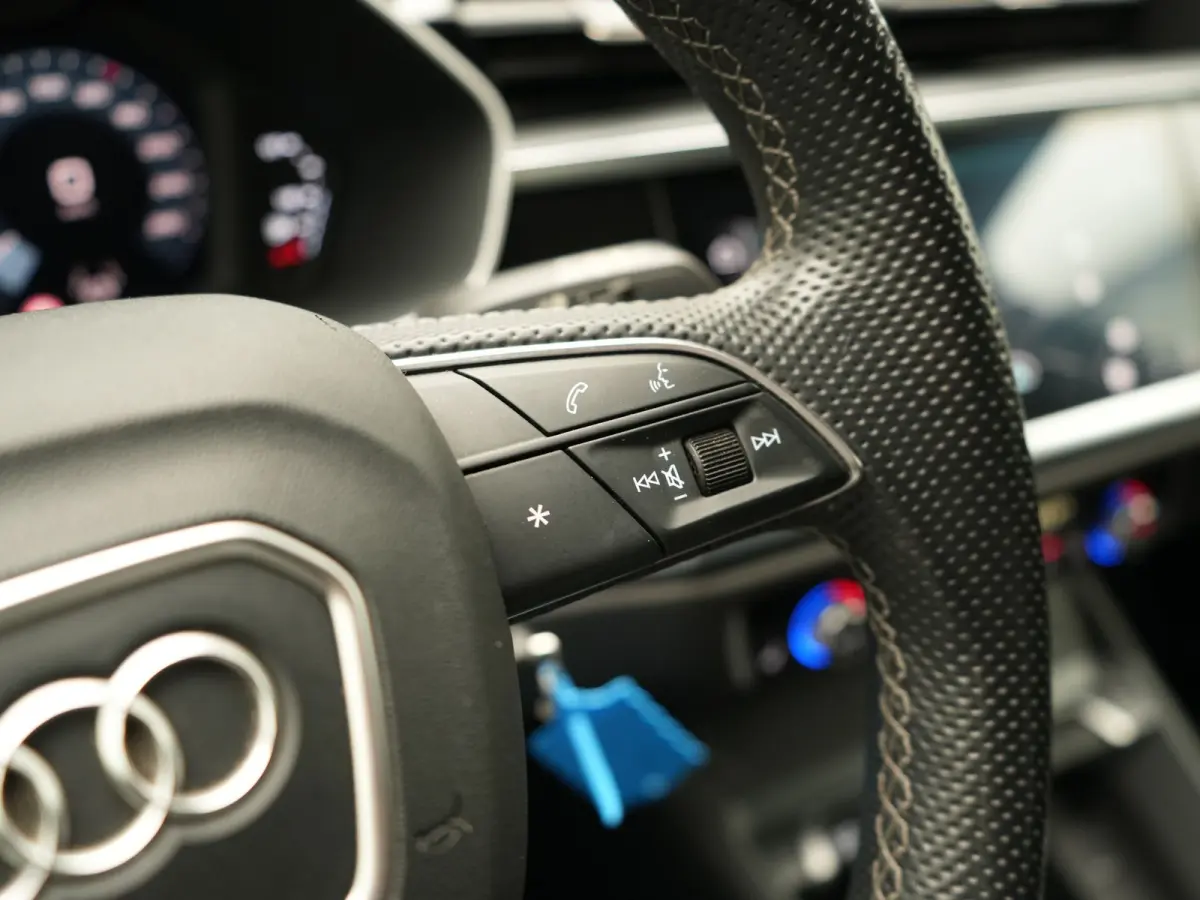 45 TFSI e 2X S Line PHEV 245pk | Trekhaak Af Fabriek | Adaptive Cruise | Sportstoelen Verwarmd | Apple Carplay | Blis | DAB | Navigatie | Virtual | 18"L.M | Plug In Hybrid