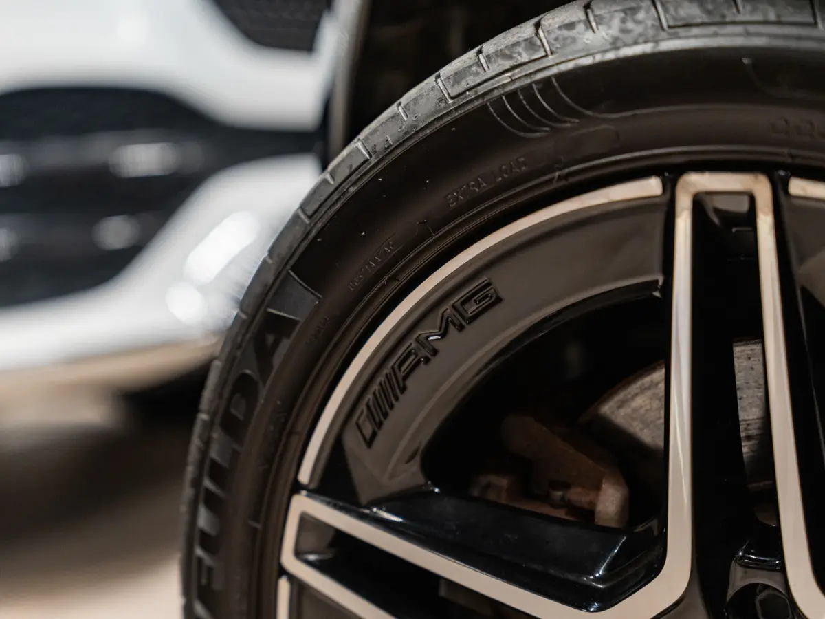 250 e Luxury Line, AMG 18" Velg, Voll Led, Night Pakket, Wide Screen, Ambiënte Light, Leder, PDC