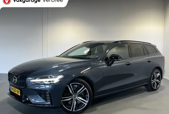 2.0 T8 Recharge AWD R-Design | Navigatie/Android/Apple Carplay | LM Velgen 18" | Cruise Control Adaptief | Stoel/stuur Verwarming |