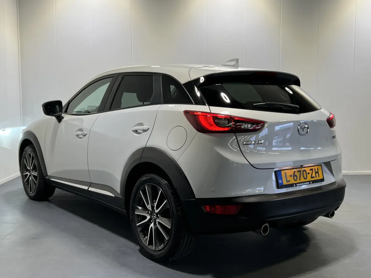 2.0 SkyActiv-G 120 GT-M | Navigatie | LM Velgen 18" | Voorstoelen Verwarmd | PDC Achter | Cruise Control Adaptief | Achteruitrijcamera | Airco |