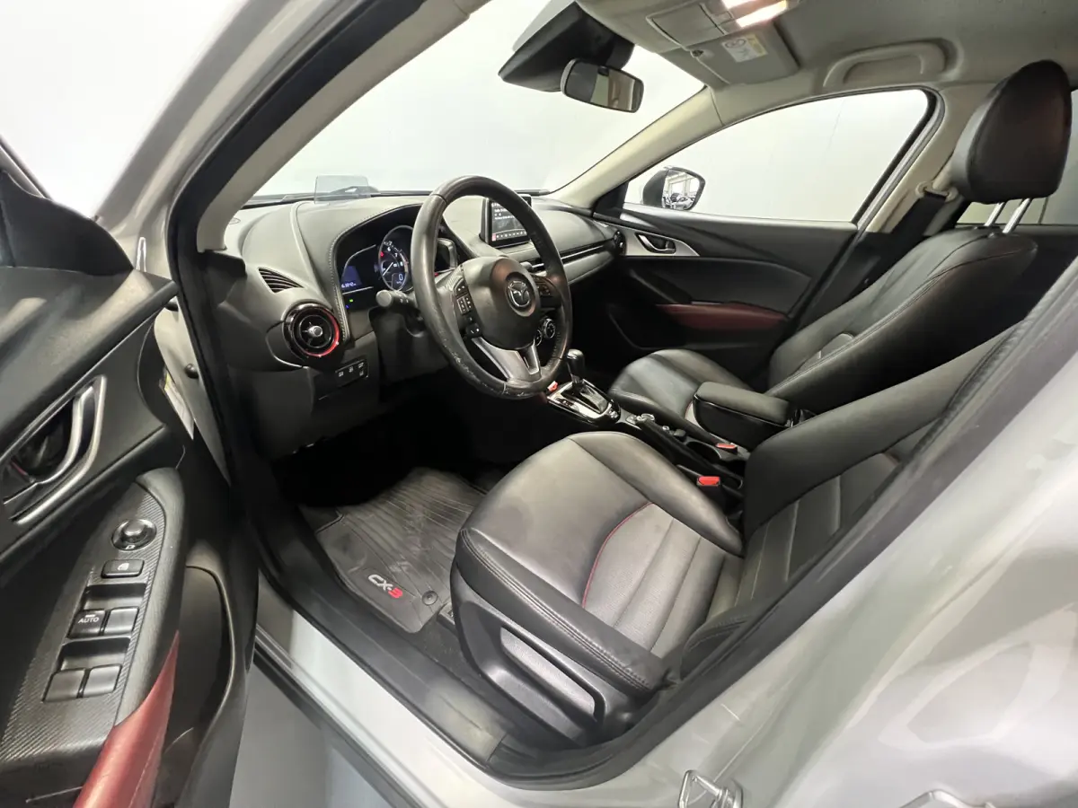 2.0 SkyActiv-G 120 GT-M | Navigatie | LM Velgen 18" | Voorstoelen Verwarmd | PDC Achter | Cruise Control Adaptief | Achteruitrijcamera | Airco |