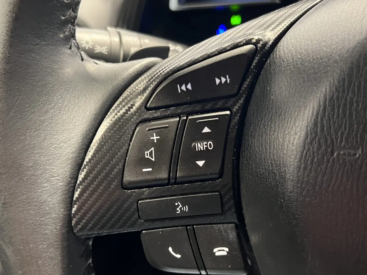 2.0 SkyActiv-G 120 GT-M | Navigatie | LM Velgen 18" | Voorstoelen Verwarmd | PDC Achter | Cruise Control Adaptief | Achteruitrijcamera | Airco |