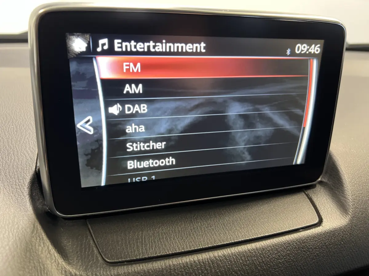 2.0 SkyActiv-G 120 GT-M | Navigatie | LM Velgen 18" | Voorstoelen Verwarmd | PDC Achter | Cruise Control Adaptief | Achteruitrijcamera | Airco |