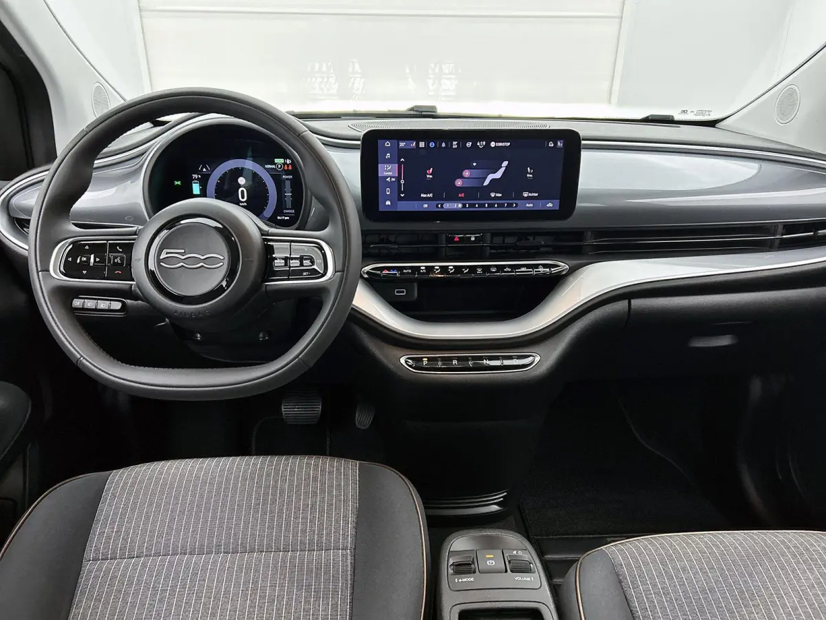 Icon 42 kWh | Parkeersensoren |  Apple Carplay/Android Auto | Climate control