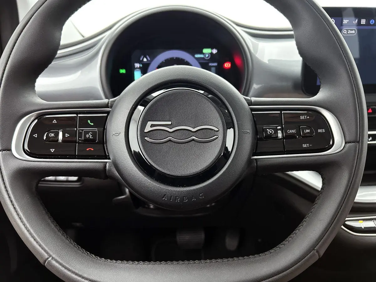 Icon 42 kWh | Parkeersensoren |  Apple Carplay/Android Auto | Climate control