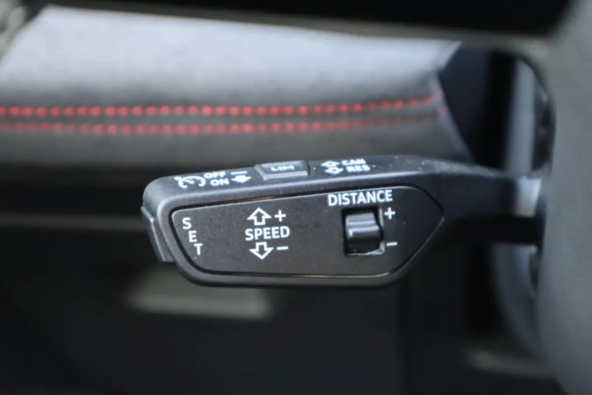 388pk Advanced edition 100 kWh | Panoramadak | Luchtvering | Bang & Olufsen 3D | Head-up display | Voor + Achterbankverwarming | 360 Graden Camera