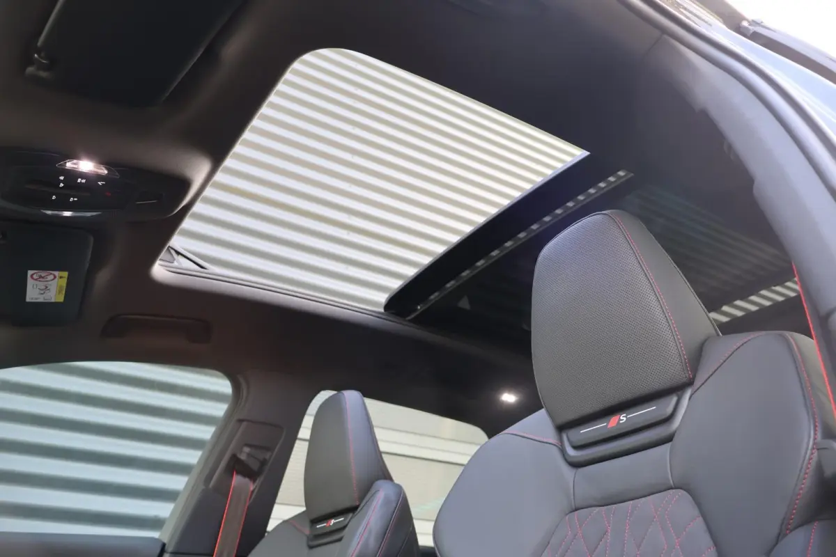 388pk Advanced edition 100 kWh | Panoramadak | Luchtvering | Bang & Olufsen 3D | Head-up display | Voor + Achterbankverwarming | 360 Graden Camera