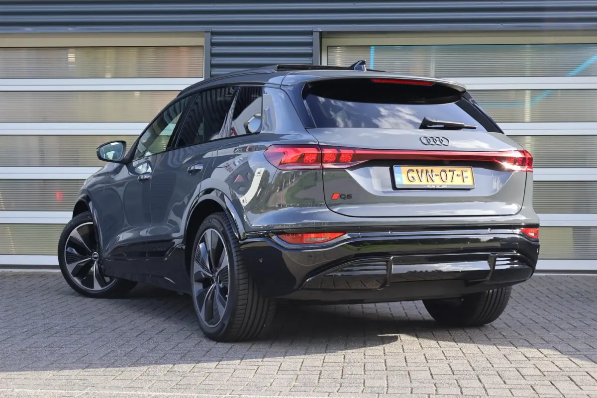 388pk Advanced edition 100 kWh | Panoramadak | Luchtvering | Bang & Olufsen 3D | Head-up display | Voor + Achterbankverwarming | 360 Graden Camera
