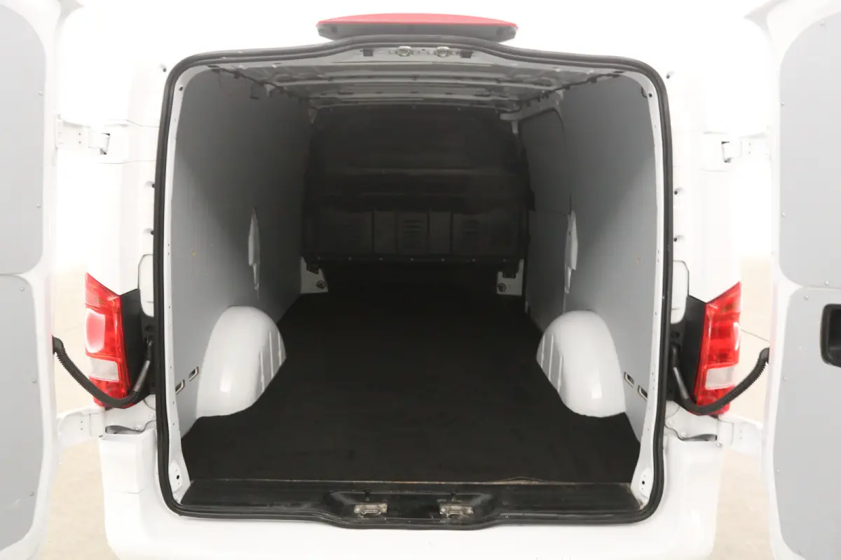 114 CDI Lang | Automaat | Airco | Camera | Cruise | 3 Zits | Carplay | Navi | Trekhaak