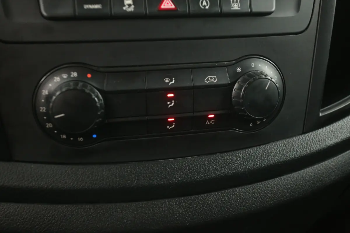 114 CDI Lang | Automaat | Airco | Camera | Cruise | 3 Zits | Carplay | Navi | Trekhaak